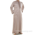 Arabiska kläder muslimska mäns rena liturgiska kläder